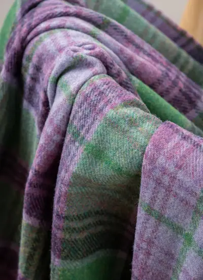 Green/Purple
